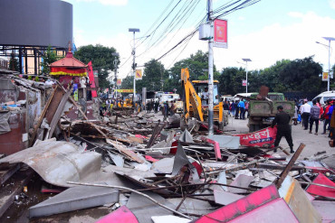 डेढ महिनामै काठमाडौँ महानगरपालिकाले भत्कायो १३५ संरचना